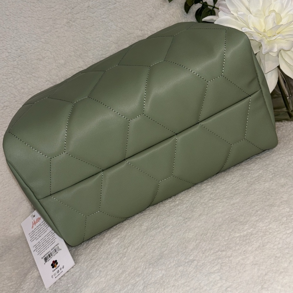Lug Satin Luxe Toiletry Case - Bumper Satin ~ Sage - Picture 8 of 8